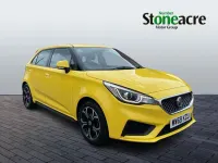 Begagnad MG MG3 Excite 106 HK (77 kW) 2020 Gul Halvkombi