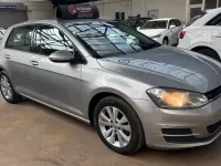 Usado VW Golf VII SE 2014 Prateado Citadino