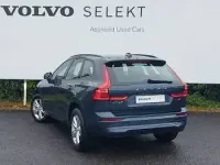 Second-hand Volvo XC60 Momentum 250 CP (183 kW) 2022 Albastru SUV
