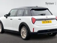 Used Mini Cooper Hatch 154 HP (113 kW) 2024 White Hatchback