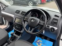 Used Skoda Yeti SE 105 HP (77 kW) 2014 White SUV