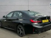 Begagnad BMW 320 M Sport 181 HK (133 kW) 2023 Svart Sedan