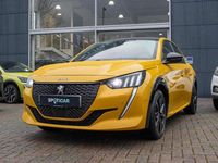 Used Peugeot 208 Premium 99 HP (72 kW) 2022 Yellow Hatchback