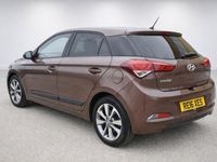 Used Hyundai i20 Premium 84 HP (61 kW) 2016 Brown Hatchback