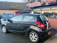 Used Hyundai i20 Comfort 78 HP (57 kW) 2011 Black Hatchback