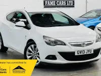 Used Vauxhall Astra GTC SRi 2013 White Hatchback
