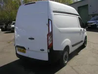 Used Ford Transit Custom 105 HP (77 kW) 2019 White Van