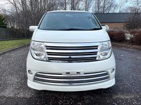 Used Nissan Elgrand S 2006 Gray MPV