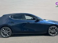 Usado Mazda 3 Inclusive 122 HP (89 kW) 2020 Azul Citadino