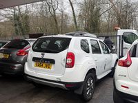 Used Dacia Duster Lauréate 2015 White Hatchback