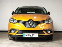 Used Renault Scénic Dynamique 2017 Yellow/black MPV