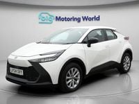 Used Toyota C-HR 138 HP (101 kW) 2024 White SUV