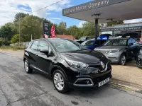 Used Renault Captur Dynamique 90 HP (66 kW) 2015 Black SUV