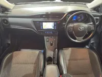 Używany Toyota Auris Hybrid 2017 Biały Hatchback