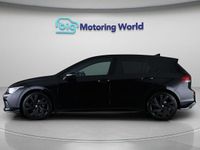 Second-hand VW Golf VIII R-line 148 CP (108 kW) 2023 Negru Hatchback