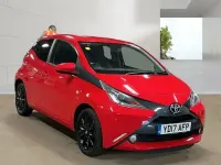 Used Toyota Aygo x-style 68 HP (50 kW) 2017 Red Hatchback