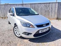 Used Ford Focus Zetec 99 HP (72 kW) 2010 Silver Hatchback