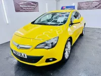Used Vauxhall Astra GTC SRi 2012 Yellow Hatchback
