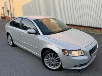 Used Volvo S40 SE 115 HP (84 kW) 2011 White Sedan