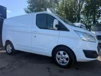 Used Ford Transit Custom Limited 125 HP (91 kW) 2015 White Van