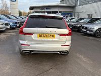 Used Volvo XC60 R-Design 250 HP (183 kW) 2020 Silver SUV