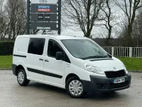 Używany Peugeot Expert 90 KM (66 kW) 2014 Biały Van