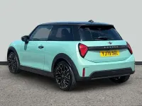 New Mini Cooper Exclusive 114 kW (156 HP) 2026 Green Hatchback
