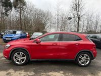 Used Mercedes GLA220 SE 170 HP (125 kW) 2014 Red SUV