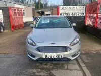 Usado Ford Focus Zetec 120 HP (88 kW) 2017 Prateado Citadino