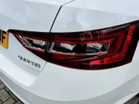 Used Skoda Superb 190 HP (139 kW) 2017 White Hatchback