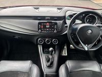 Used Alfa Romeo Giulietta Veloce 240 HP (176 kW) 2016 Red Hatchback