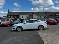 Used Vauxhall Insignia 163 HP (119 kW) 2015 White Hatchback