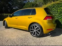 Used VW Golf VII R-line 150 HP (110 kW) 2017 Yellow Hatchback
