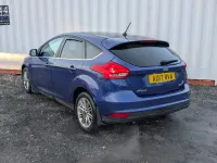 Begagnad Ford Focus Zetec 100 HK (73 kW) 2017 Blå Halvkombi