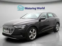 Usado Audi e-tron 230 kW (313 HP) 2021 Preto SUV