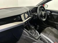 Begagnad Audi A1 S-Line 147 HK (108 kW) 2022 Röd SUV