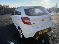 Used Ford Ka Plus Zetec 70 HP (51 kW) 2017 White Hatchback