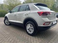 Used VW T-Roc Life 150 HP (110 kW) 2022 Grey SUV