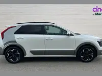 Used Kia e-Niro 150 kW (204 HP) 2022 White SUV