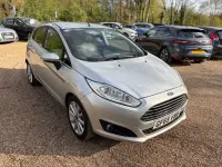Używany Ford Fiesta Titanium 2015 Srebrny Hatchback