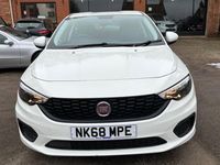 Used Fiat Tipo Easy 95 HP (69 kW) 2018 White Hatchback