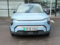 Begagnad Kia EV3 Air 147 kW (201 HK) 2025 Blå SUV