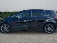Usado Ford S-MAX ST-Line 190 HP (139 kW) 2019 Preto Monovolume