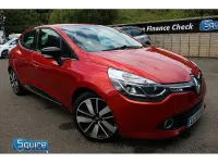 Used Renault Clio Dynamique 90 HP (66 kW) 2015 Red Hatchback