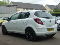 Usado Vauxhall Corsa 85 HP (62 kW) 2013 Branco Citadino