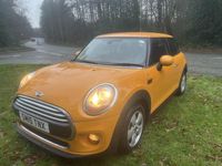 Used Mini ONE Hatch 102 HP (75 kW) 2015 Orange Hatchback