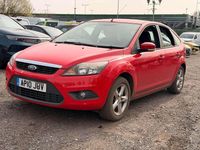 Używany Ford Focus 110 KM (80 kW) 2010 Czerwony Hatchback