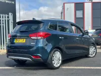Used Kia Carens 2018 Blue MPV