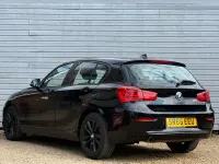 Używany BMW 118 Sport Line 2015 Czarny Hatchback