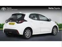 Used Toyota Yaris 116 HP (85 kW) 2024 White Hatchback